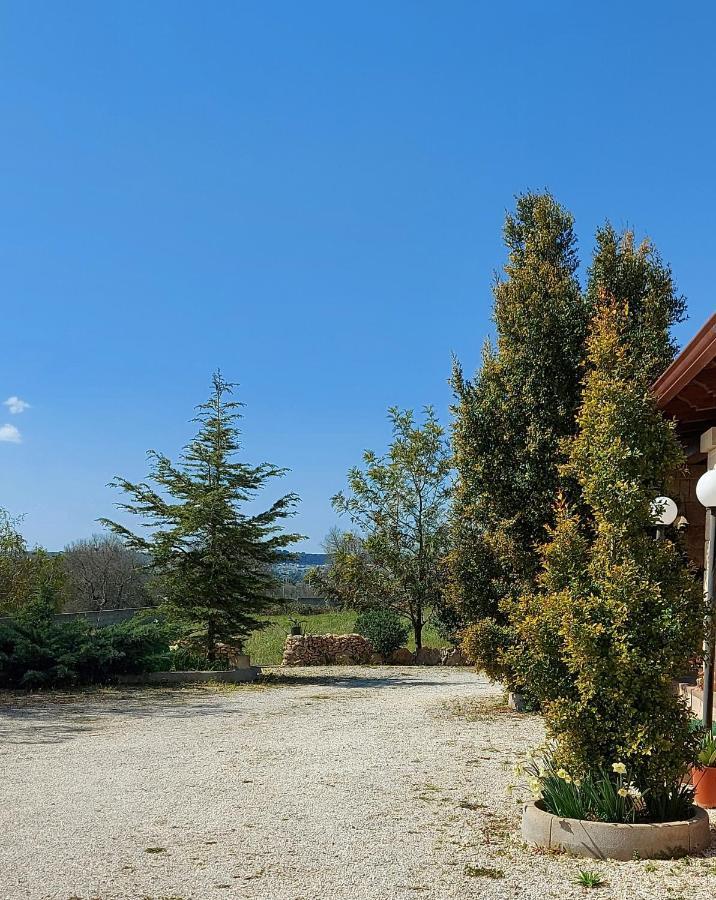 Oniro Specchia Bed & Breakfast Bagian luar foto