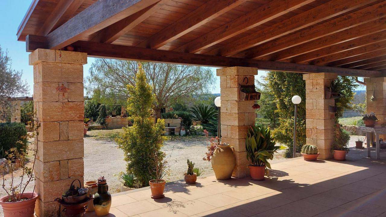 Oniro Specchia Bed & Breakfast Bagian luar foto